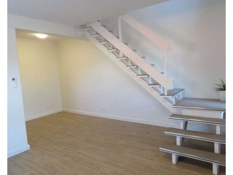 2/14 Lorraine Ave, Clarence Park SA 5034