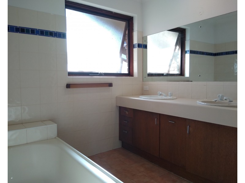 16 Eyre Boulevard, Pasadena SA 5042