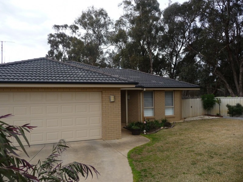 3 Dumfries Court, Moama NSW 2731