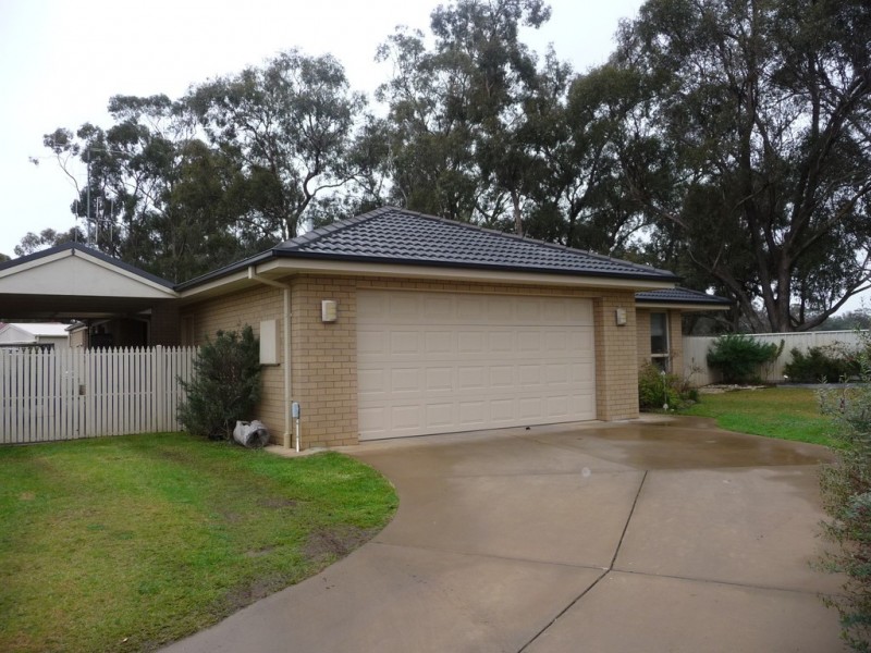 3 Dumfries Court, Moama NSW 2731