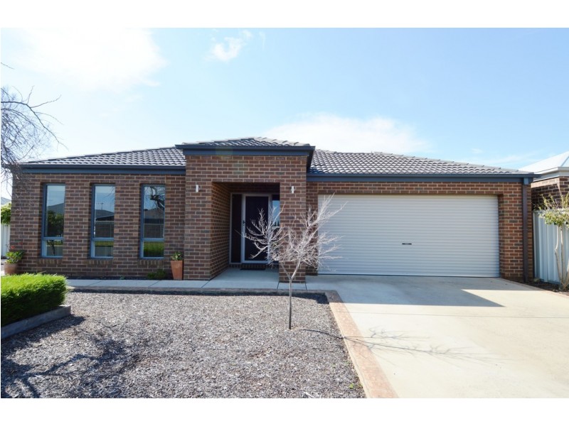 5 Kildare Avenue, Moama NSW 2731