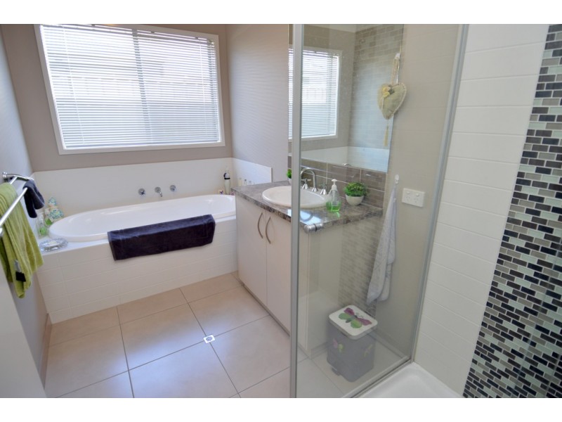 5 Kildare Avenue, Moama NSW 2731