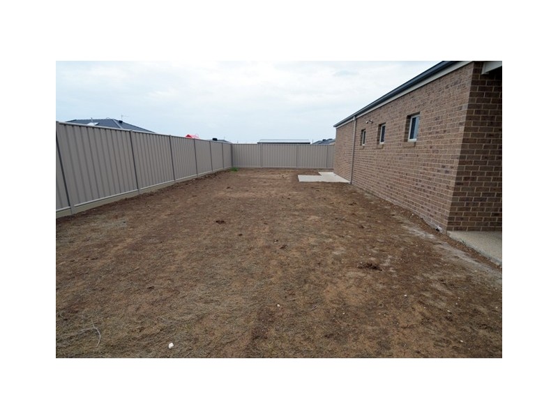 10 Eakin Street, Echuca VIC 3564