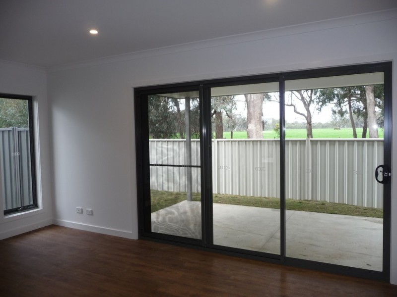 3 of 4 Dumfries Court, Moama NSW 2731