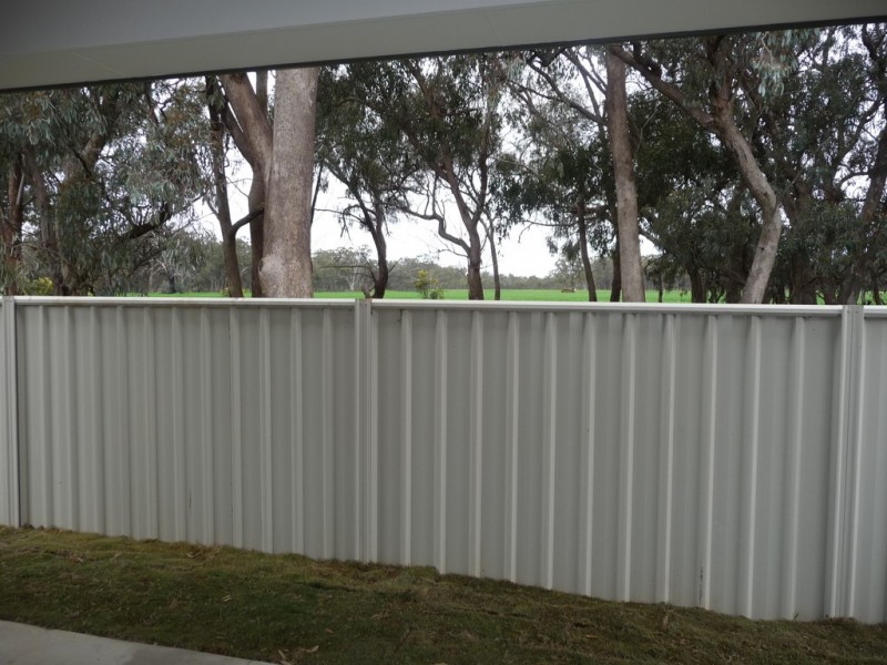 3 of 4 Dumfries Court, Moama NSW 2731