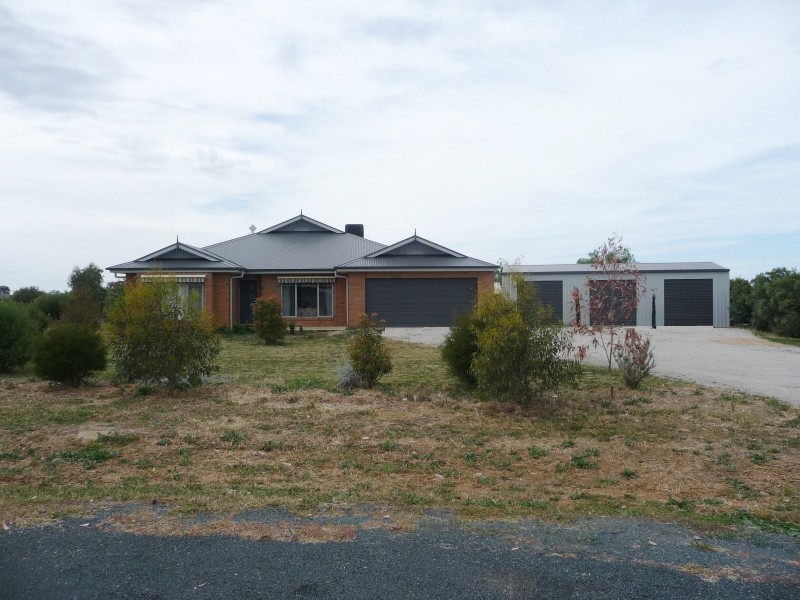 3 Foxdale Court, Echuca VIC 3564