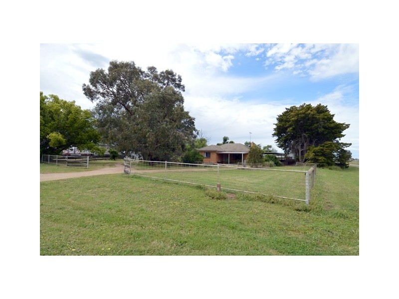 325 Pearse Road, Echuca West VIC 3564