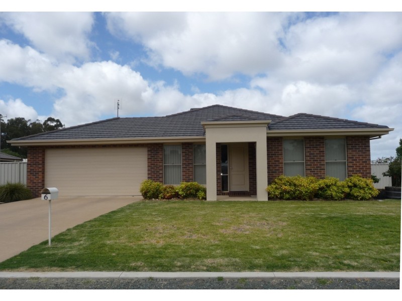 6 Dumfries Court, Moama NSW 2731