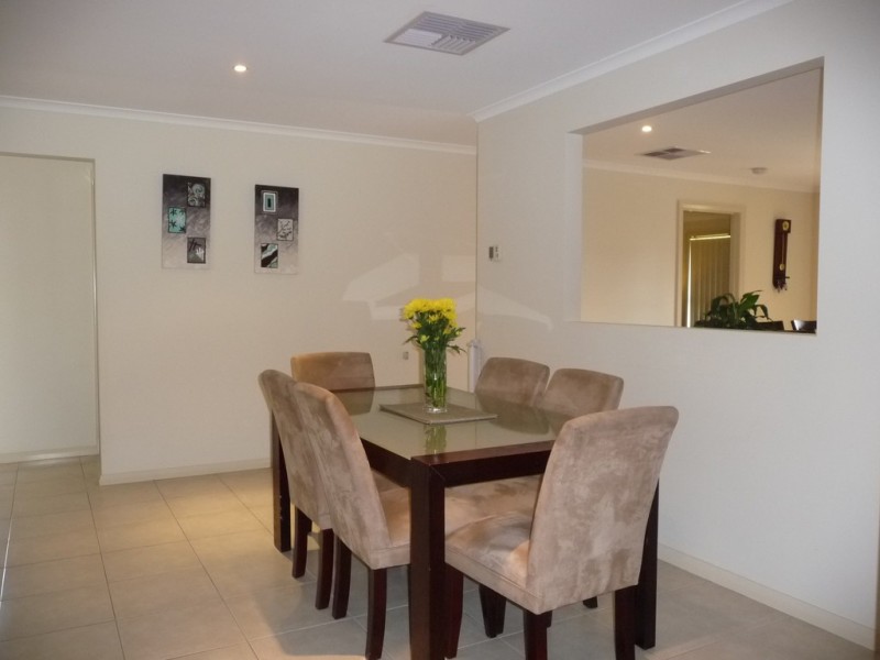 6 Dumfries Court, Moama NSW 2731