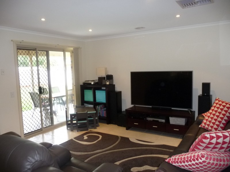 6 Dumfries Court, Moama NSW 2731