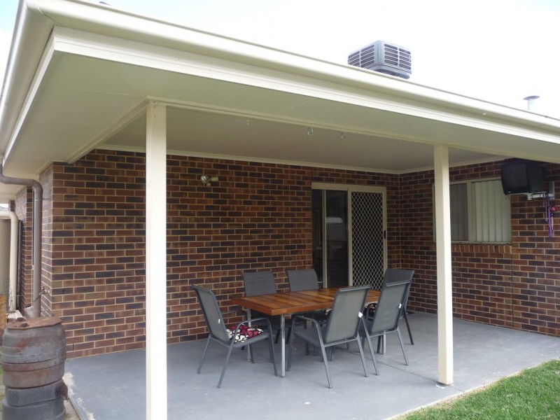 6 Dumfries Court, Moama NSW 2731