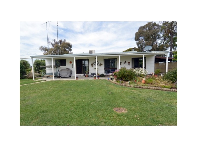 353 Brown Road, Echuca VIC 3564