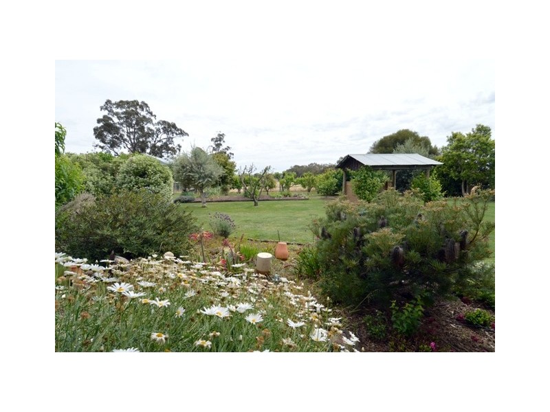 353 Brown Road, Echuca VIC 3564