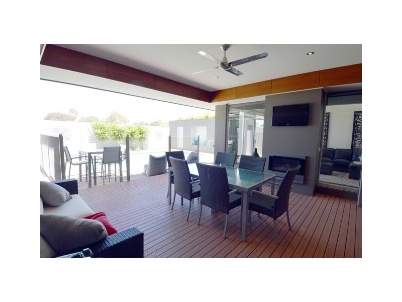 55 Genevieve Avenue, Echuca VIC 3564