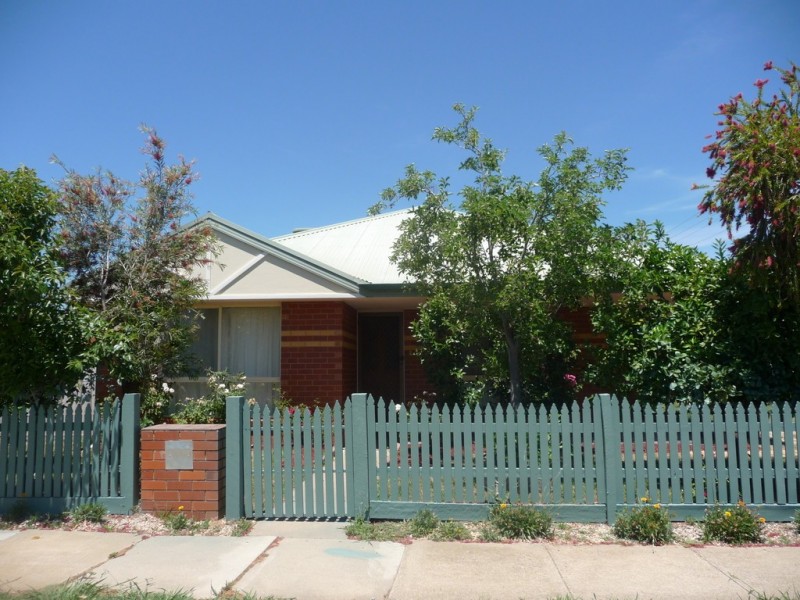 2/10 MURRAY STREET, Echuca VIC 3564