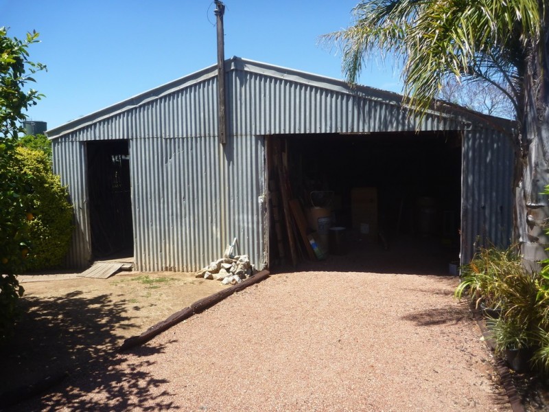 13 Barton Street, Lockington VIC 3563