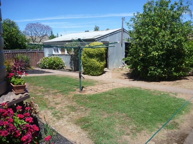 13 Barton Street, Lockington VIC 3563