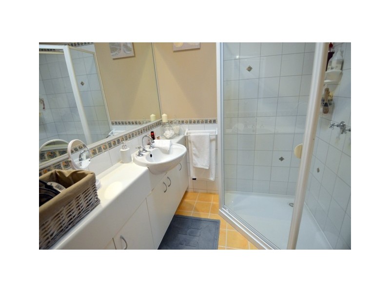 34 Genevieve Avenue, Echuca VIC 3564