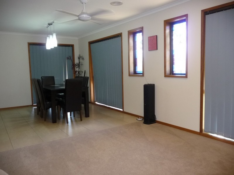 1 5 Adelaide Crescent, Echuca VIC 3564