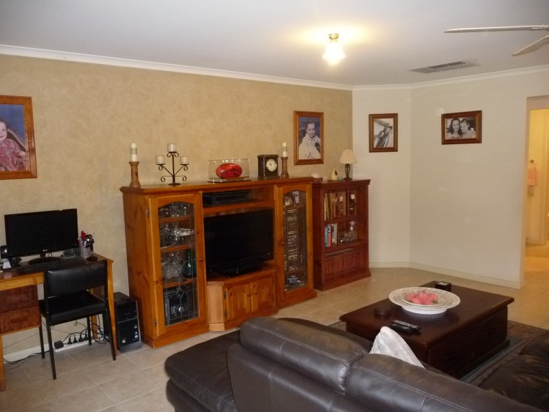 3 8 Glencoe Boulevard, MOAMA via, Echuca VIC 3564