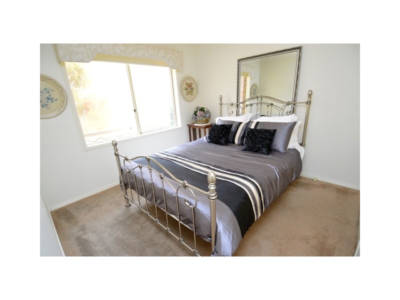 16 James Street, Echuca VIC 3564