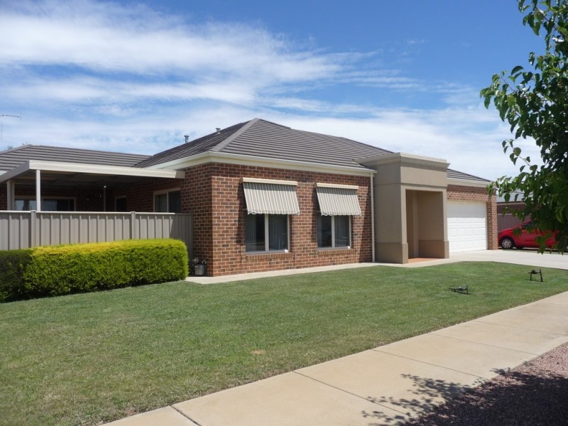 10 McLachlan Road, Echuca VIC 3564