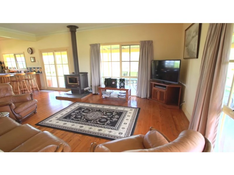 1135 Perricoota Road, Moama Via, Echuca VIC 3564