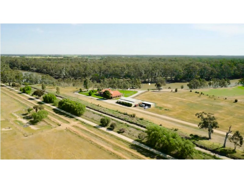 1135 Perricoota Road, Moama Via, Echuca VIC 3564