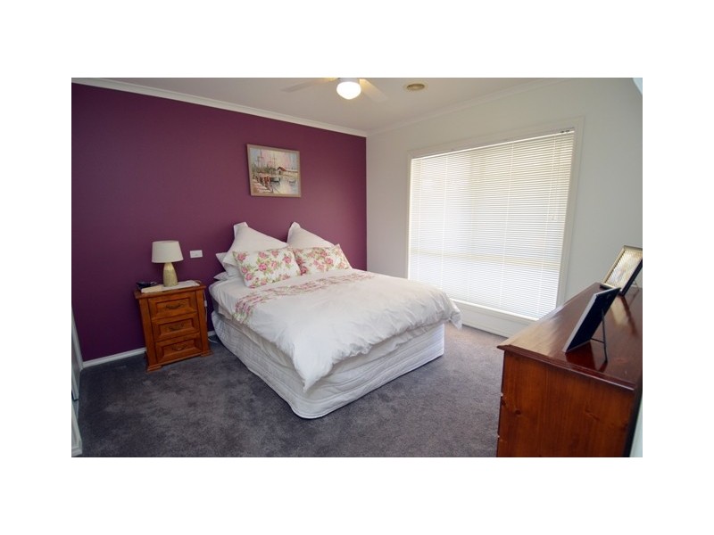 6 McLaren Drive, Moama NSW 2731