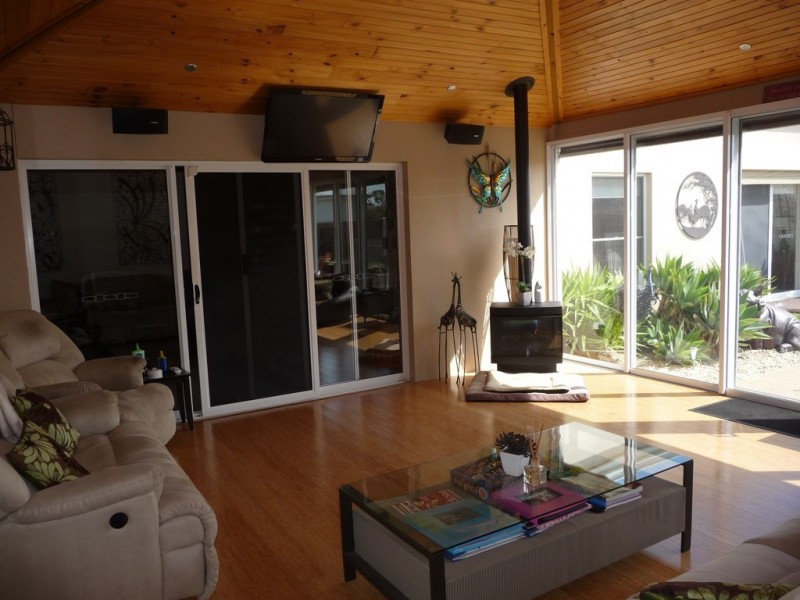 1 3 Silver Gum Place, MOAMA  via, Echuca VIC 3564