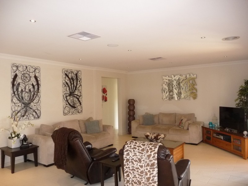 1 3 Silver Gum Place, MOAMA  via, Echuca VIC 3564