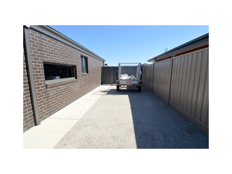 6 Cochrane Street, Echuca VIC 3564