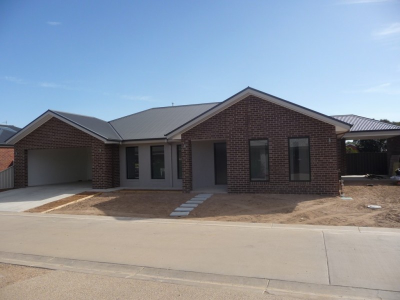 17 GARDNER COURT, Moama NSW 2731