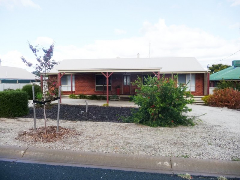 2 Opitz Crt, Mathoura NSW 2710