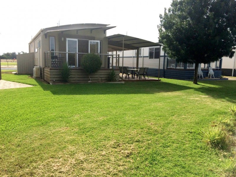 Lakeside 22 Discovery Horseshoe Lagoon Holiday Park, Moama NSW 2731