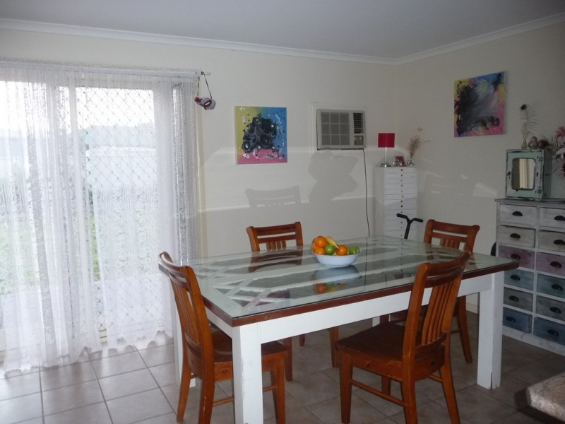 2 1 Alfred Avenue, Echuca VIC 3564