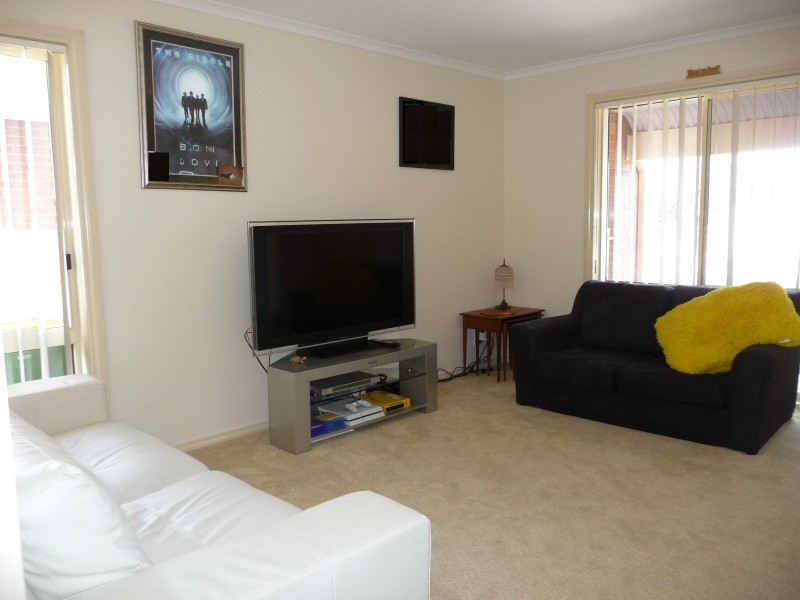 2 1 Alfred Avenue, Echuca VIC 3564