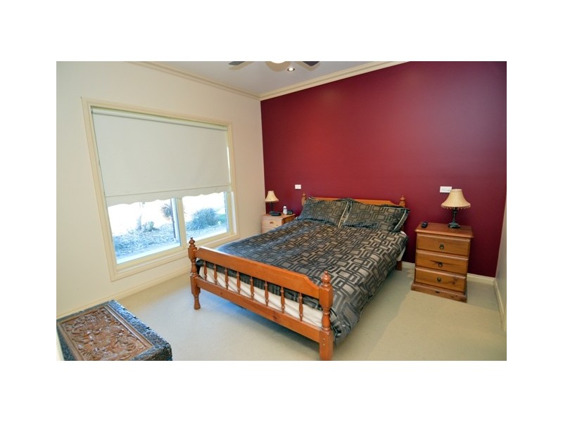 28 Village Court, Echuca VIC 3564