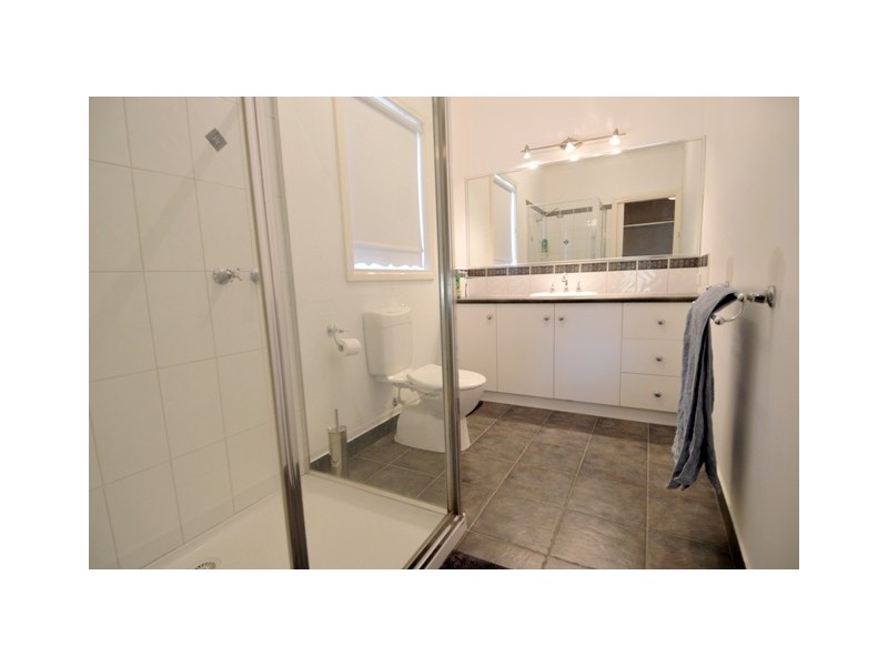 28 Village Court, Echuca VIC 3564