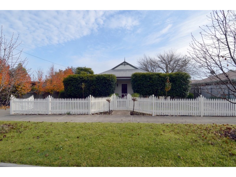 14 Porter Street, Moama NSW 2731