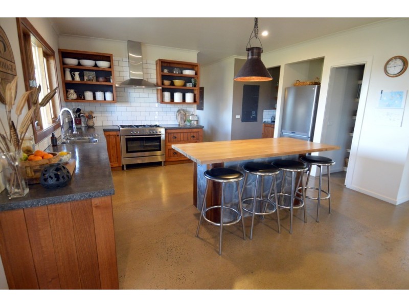 1121 Murray Valley Highway, Echuca VIC 3564