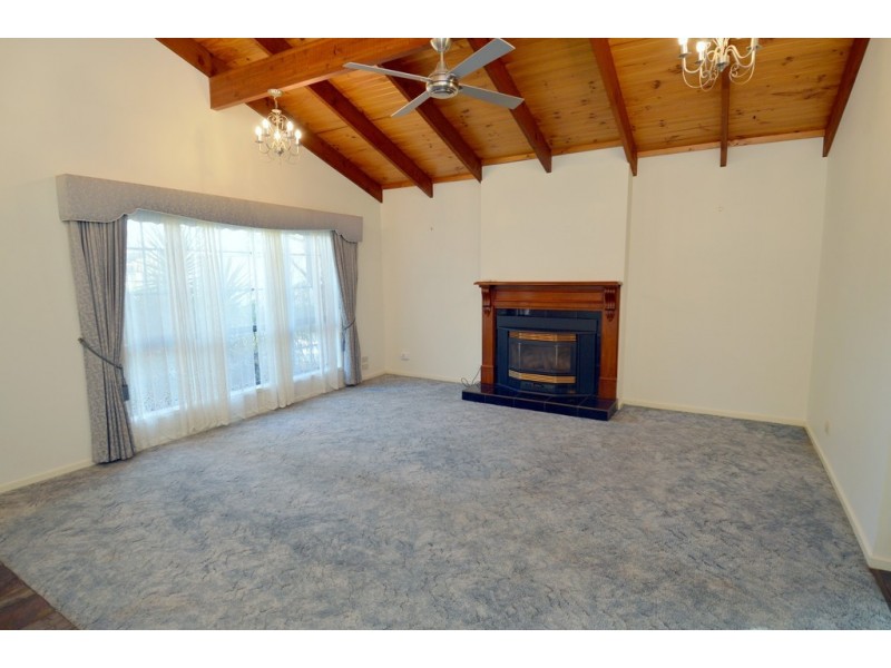 04 Canberra Court, Moama NSW 2731