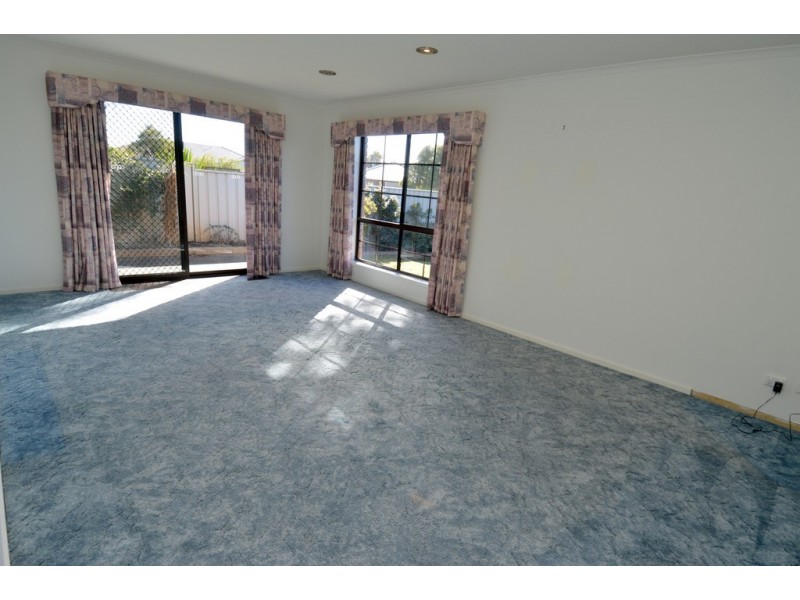 04 Canberra Court, Moama NSW 2731