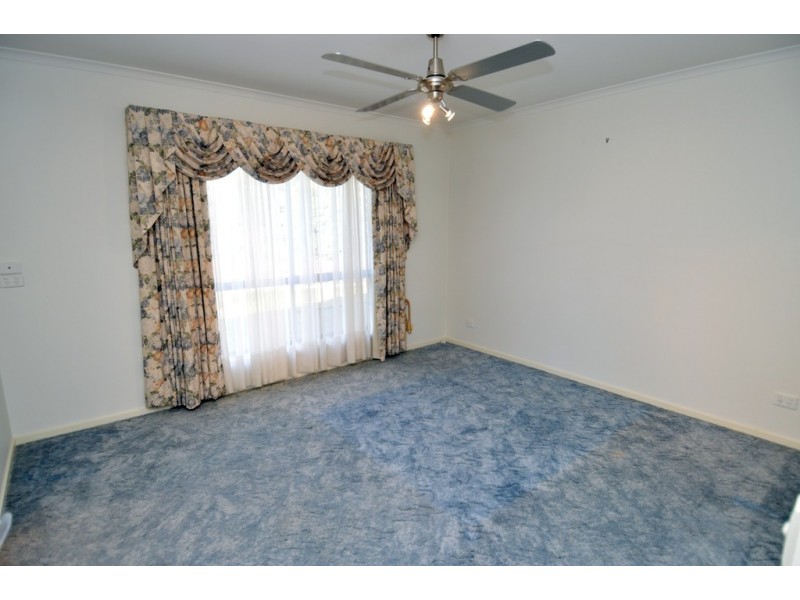 04 Canberra Court, Moama NSW 2731