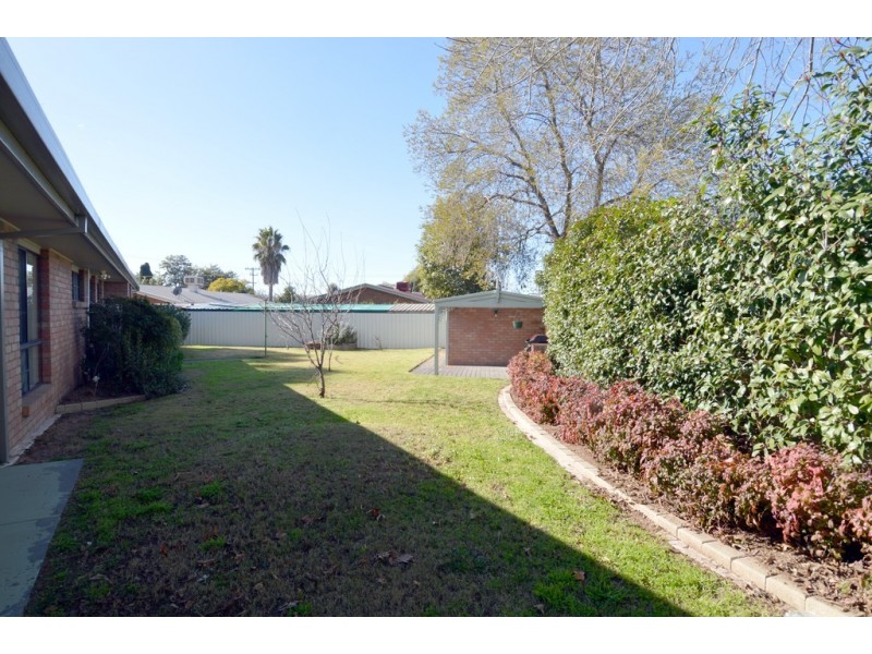 04 Canberra Court, Moama NSW 2731