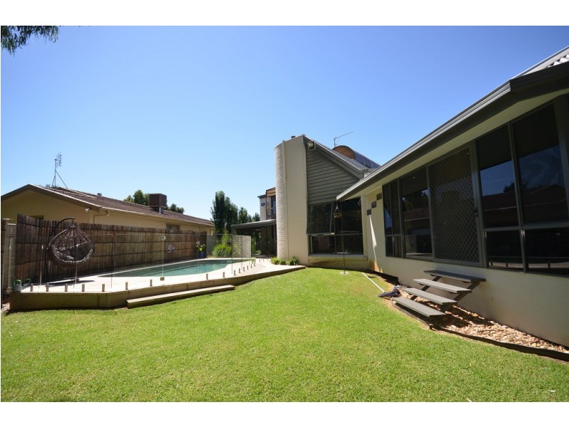 70 Rutley Crescent, Echuca VIC 3564