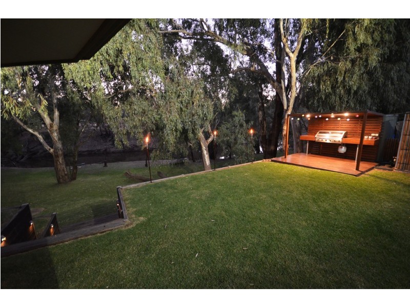 70 Rutley Crescent, Echuca VIC 3564