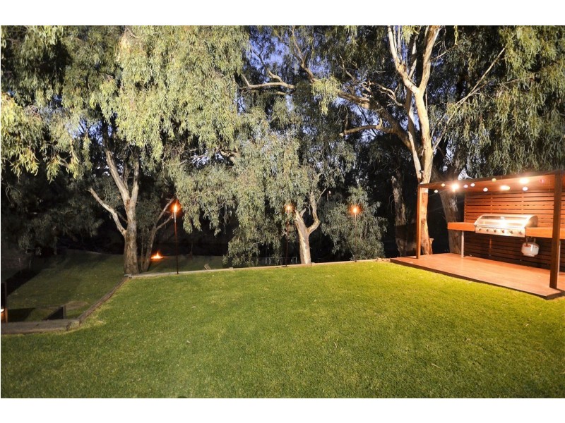 70 Rutley Crescent, Echuca VIC 3564