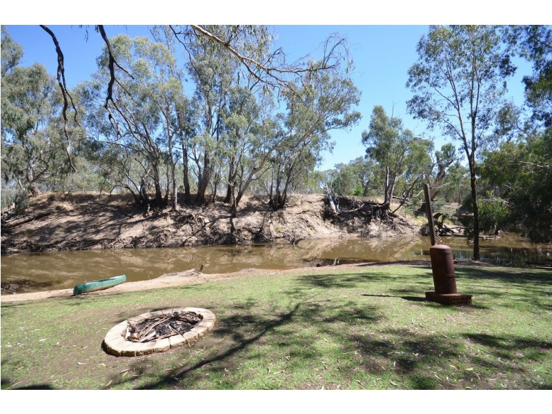 70 Rutley Crescent, Echuca VIC 3564