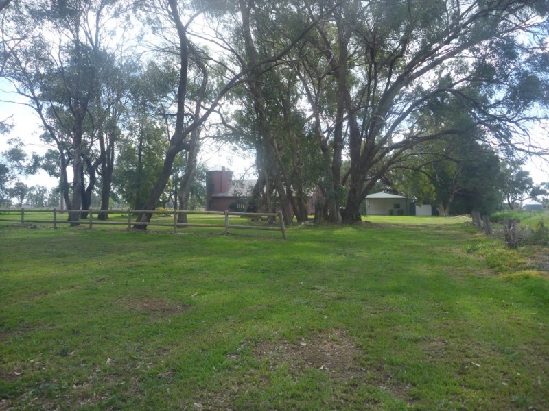1082 Prairie Rochester Road, Bamawm VIC 3561
